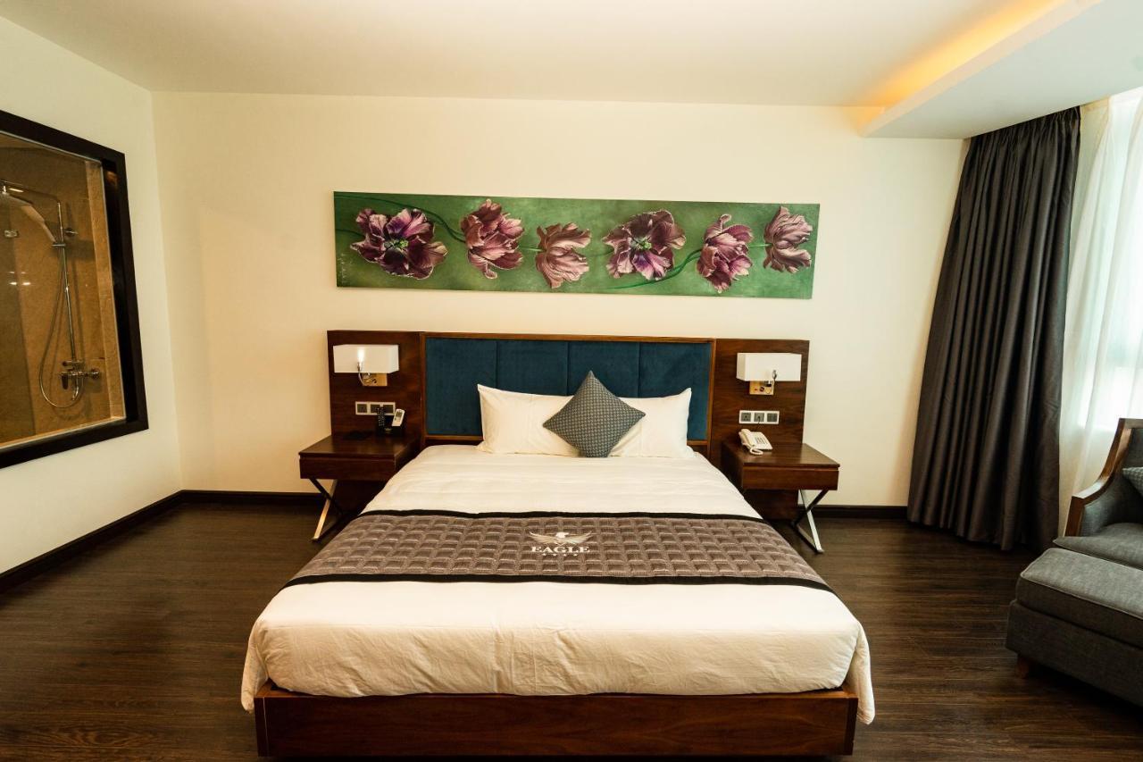 Eagle Hotel Dai Tiet Esterno foto